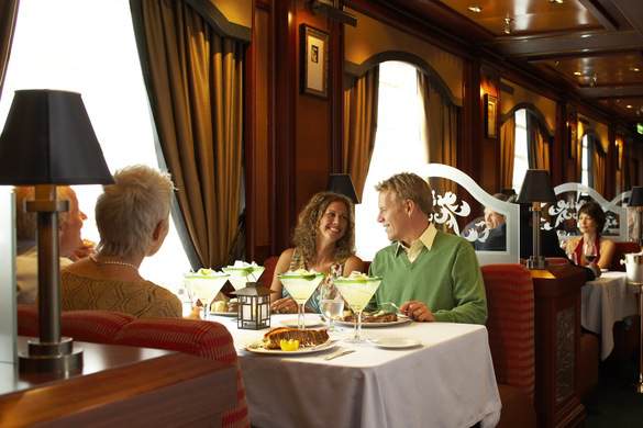 Princess Cruises Royal Class Interior crown grill 1.jpg